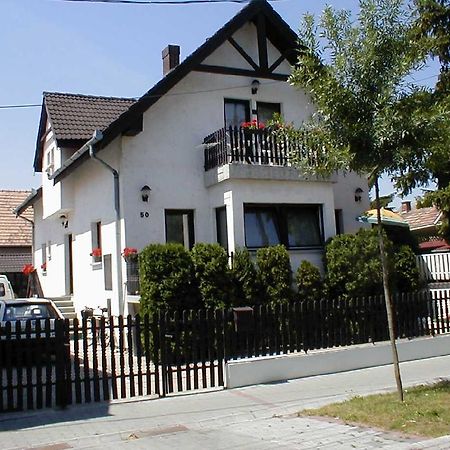 Susanna Vendégház Siófok Exterior foto